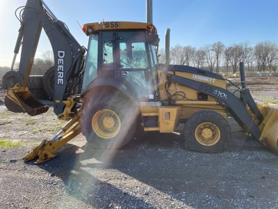 2016 John Deere Backhoe/Loader (DH655)